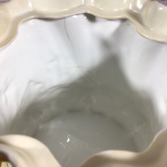 Vintage Floral and Gold Gilt Ceramic Lidded Biscuit Cracker Jar with Handles - Picture 12 of 12